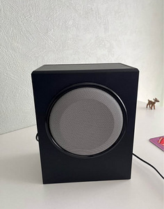Müün subwoofer , kõlerid on kaasas (2 foto / 3)