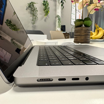 MacBook Pro M1 16" 32GB 1TB