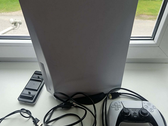 PlayStation 5 версия с дисководом