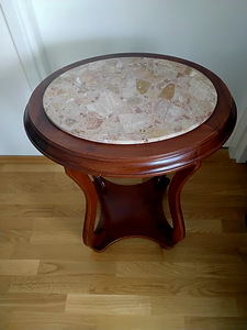 Marmori laud (5 foto / 5)