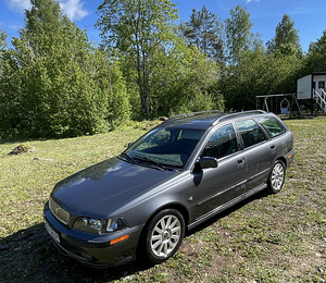 Müüa volvo v40 2001 (6 foto / 9)