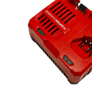 Зарядка Milwaukee M12-18FC Fast Charge (8 фото из 10)