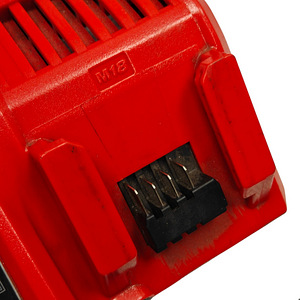 Зарядка Milwaukee M12-18FC Fast Charge (10 фото из 10)