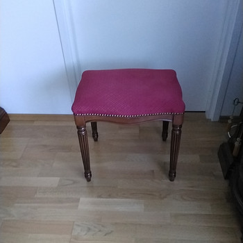 Viini taburet