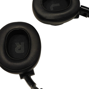 Наушники JBL Tune 770NC (5 фото из 5)