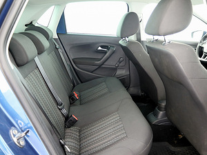 Volkswagen Polo Comfortline Facelift 1.4 TDI 55kW (7 фото из 8)