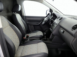 Volkswagen Caddy Comfortline 2.0 80kW (6 foto / 8)