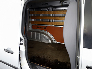 Volkswagen Caddy Comfortline 2.0 80kW (7 foto / 8)