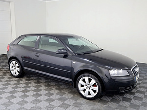 Audi A3 Comfortline 1.6 75kW (1 foto / 7)