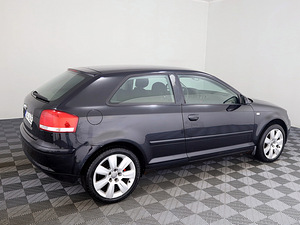 Audi A3 Comfortline 1.6 75kW (3 foto / 7)