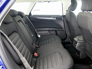 Ford Mondeo Comfort 4x4 2.0 TDCi 110kW (7 foto / 9)