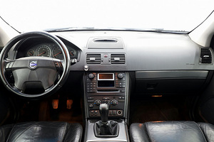 Volvo XC90 Summum 2.4 D5 120kW (5 foto / 8)