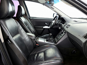 Volvo XC90 Summum 2.4 D5 120kW (6 foto / 8)