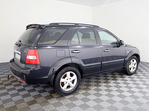 Kia Sorento Luxury Facelift 2.5 CRDi 125kW (3 foto / 7)