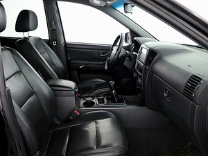 Kia Sorento Luxury Facelift 2.5 CRDi 125kW (6 foto / 7)