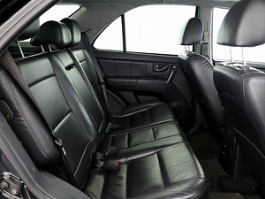 Kia Sorento Luxury Facelift 2.5 CRDi 125kW (7 foto / 7)