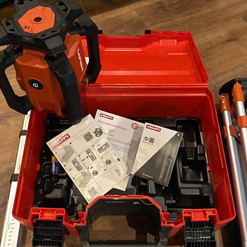 Лазер Hilti