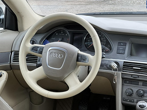 AUDI A6 (9 foto / 11)