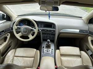 AUDI A6 (10 foto / 11)