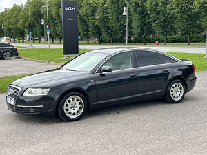 AUDI A6 (1 foto / 11)
