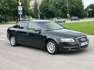 AUDI A6 (2 foto / 11)