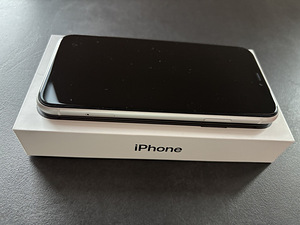 Müüa iPhone XR 128 GB (2 foto / 5)