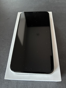 Müüa iPhone XR 128 GB (3 foto / 5)