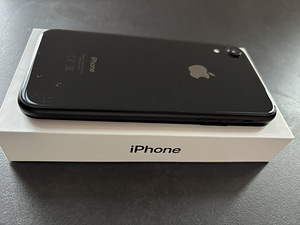 Müüa iPhone XR 64 GB (1 foto / 6)