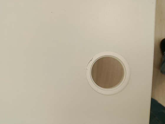 Белый стол IKEA
