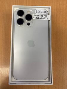 Apple iPhone 15 Pro Max 512Gb Natural Titanium v heas korras (1 foto / 1)