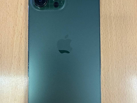 iPhone 13 Pro Max 256Gb Green в хорошем состоянии