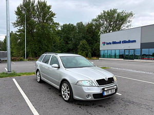 SKODA OCTAVIA VRS 2.0 125KW (1 фото из 12)