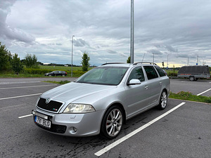 SKODA OCTAVIA VRS 2.0 125KW (3 фото из 12)