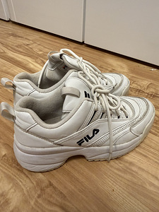 Кроссовки Fila (2 фото из 2)