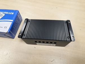 Päiksepaneeli kontroller 12/24V 10A (3 foto / 3)