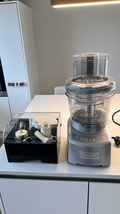 Кухонный комбайн Cuisinart (1 фото из 5)
