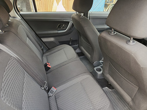 Skoda Fabia Ambition (10 фото из 13)