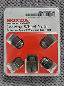 Комплект колесных гаек (секреток) M12x1,5 / Honda оригинал (1 фото из 4)