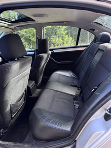 BMW E46 330d рестайлинг (12 фото из 13)