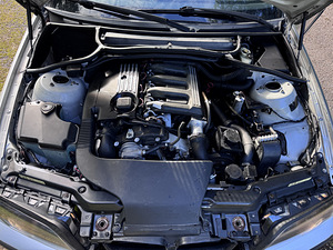 BMW E46 330d рестайлинг (13 фото из 13)