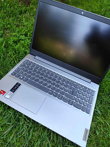 Lenovo IdeaPad 3 (1 foto / 4)