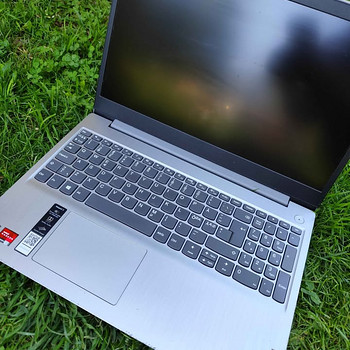 Lenovo IdeaPad 3
