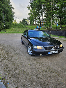 VOLVO (5 фото из 15)