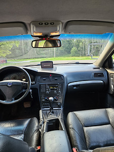 VOLVO (9 фото из 15)
