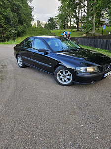 VOLVO (1 фото из 15)