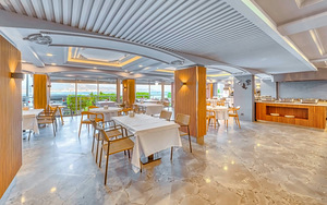 NUMA PORT HOTEL (6 фото из 10)