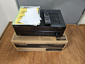 Yamaha RX-V373 Audio Video Receiver 4K,USB (3 foto / 5)