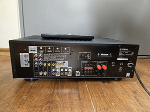 Yamaha RX-V373 Audio Video Receiver 4K,USB (4 foto / 5)
