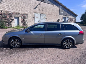 Opel Vectra 1.9 110 кВт (4 фото из 15)