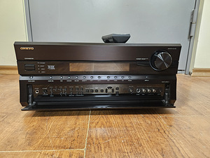 Onkyo TX-SR875 Audio Video Receiver (2 foto / 4)
